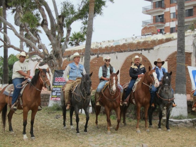  Passeggiate a cavallo in gruppo 